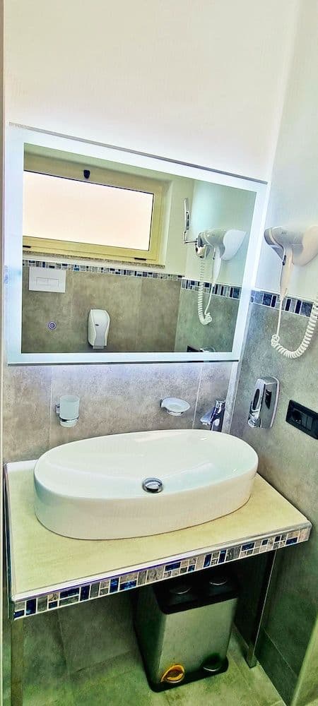 Junior Quadruple Room, Sea View