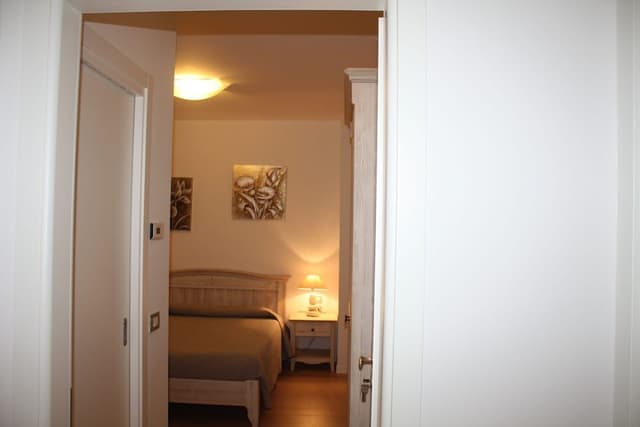 Classic Double Room, 1 Double Bed, Private Bathroom, Garden View