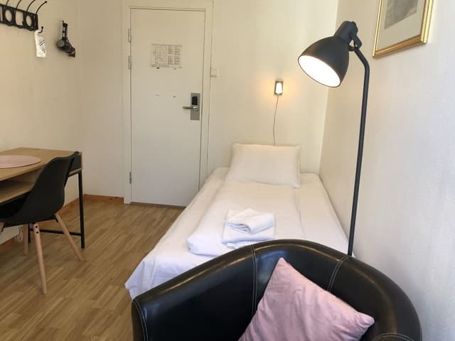 Single Room (Budget)