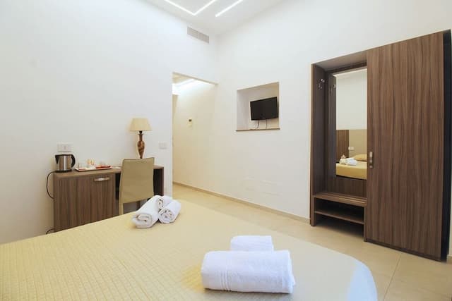 Deluxe Double Room, Balcony