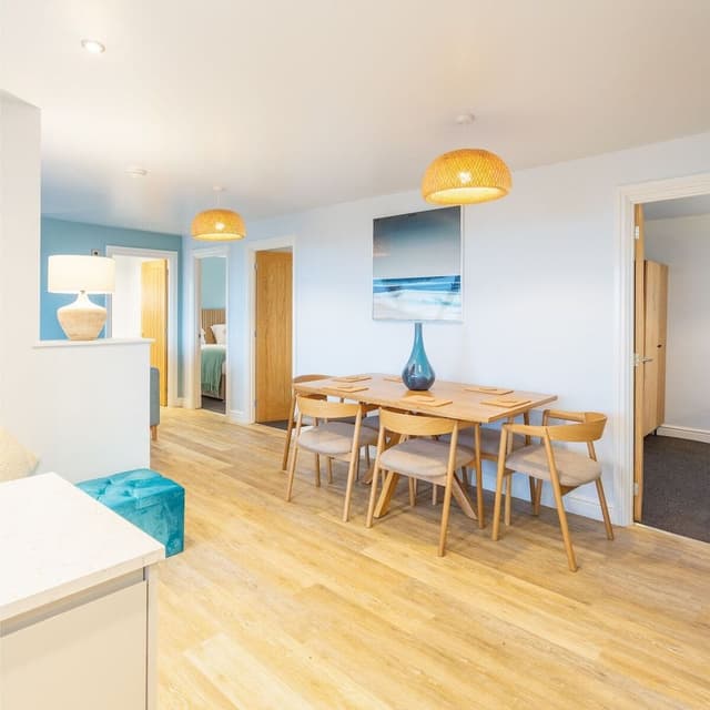 Seaview 3 Bedroom with Hot Tub & Private Sauna