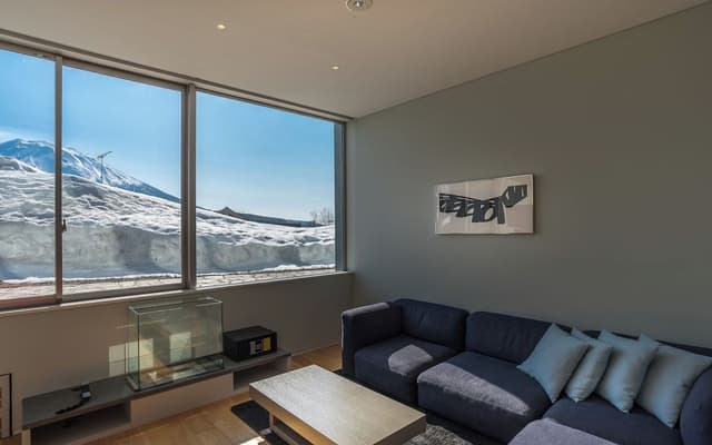2 Bedroom Suite
