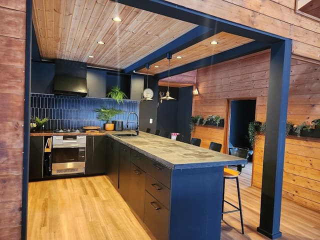 Deluxe Chalet