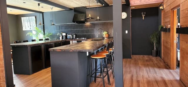 Deluxe Chalet