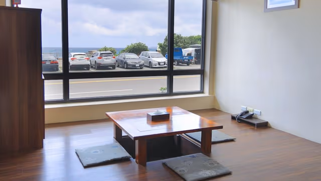 Family Loft, 1 Bedroom, Partial Ocean View