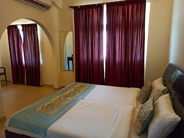 Deluxe Double or Twin Room