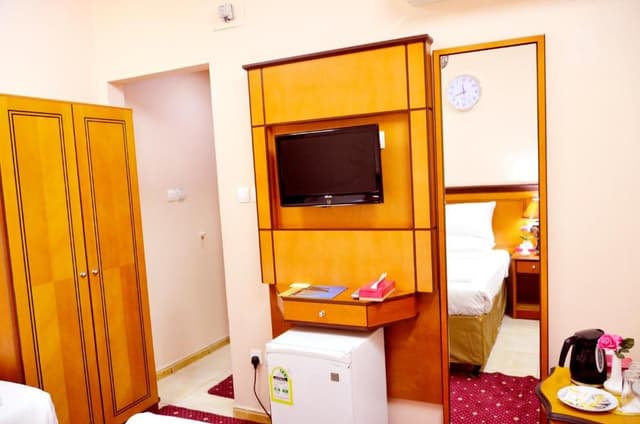 Triple Room
