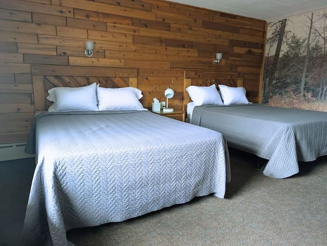 Room, 2 Queen Beds