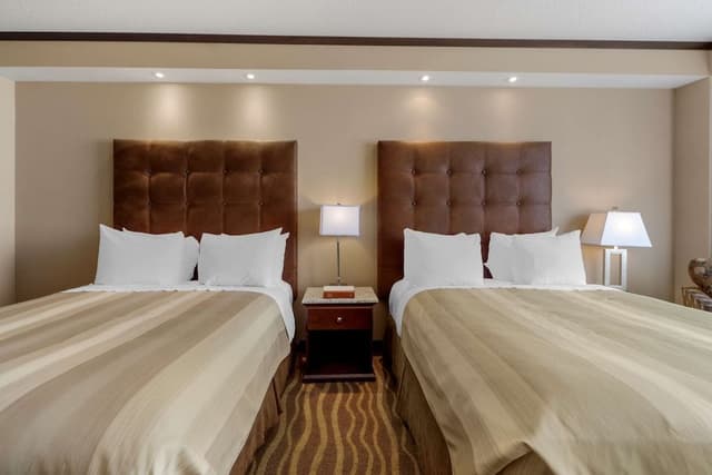 Standard Room, 2 Queen Beds, Non Smoking