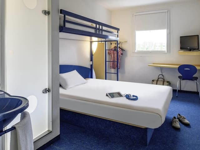 Triple Room, Multiple Beds