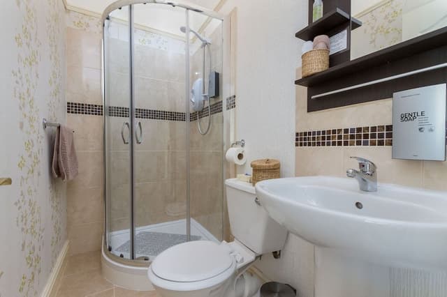 Standard Double or Twin Room, Ensuite (Age 35 and older)