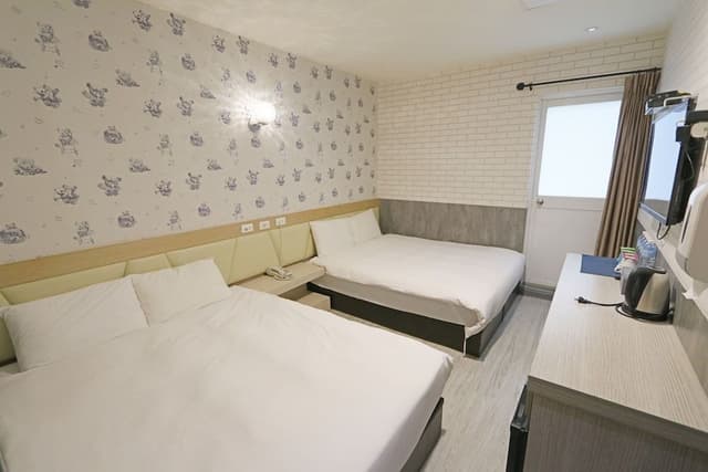 Classic Quadruple Room, 2 Double Beds, Non Smoking, Balcony