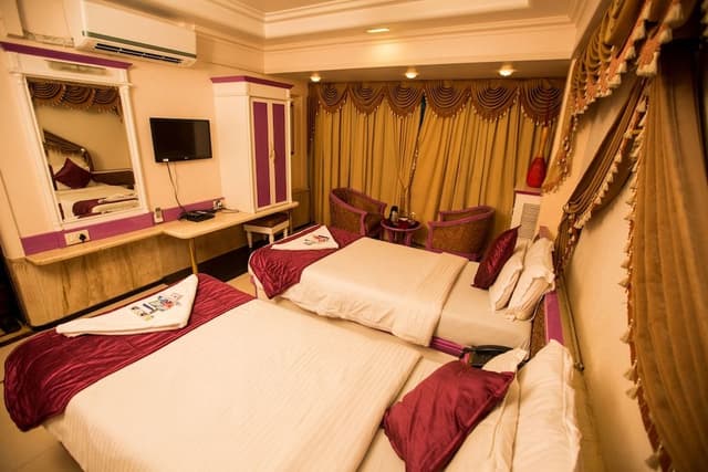 Deluxe Single Room