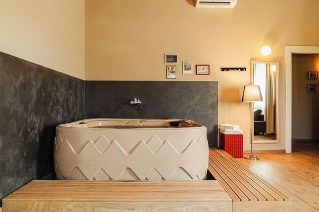 Exclusive Villa, Jetted Tub