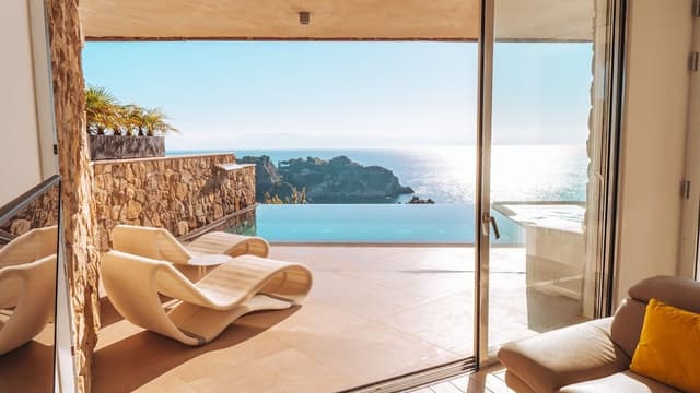 Exclusive Apartment, Private Pool, Sea View