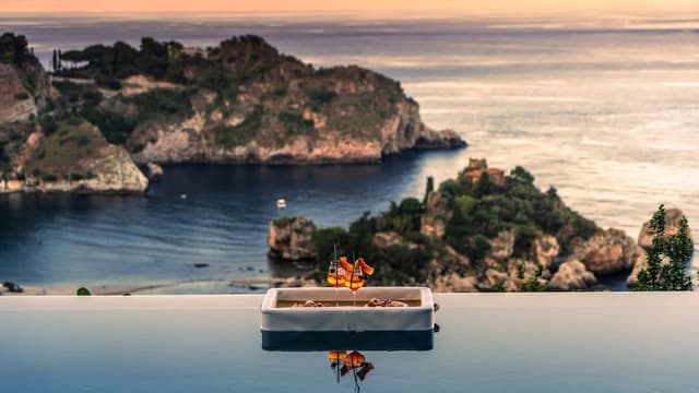 Luxury Apartment, Private Pool, Sea View