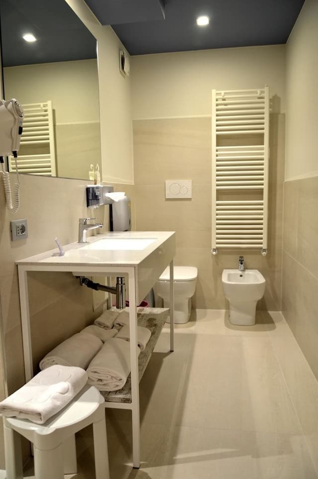 Comfort Triple Room