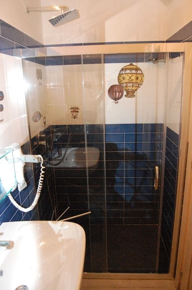 Apartment (2 Levels - 3 people)