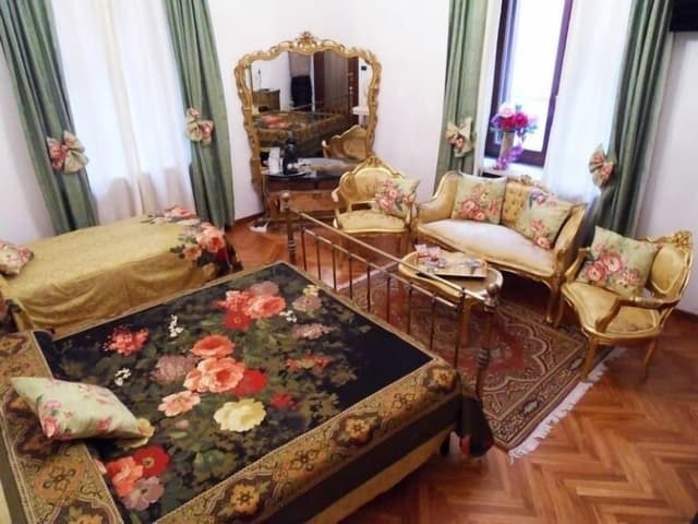 Triple Room, Private Bathroom (External)