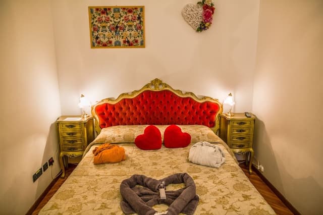 Romantic double room with private external bathroom