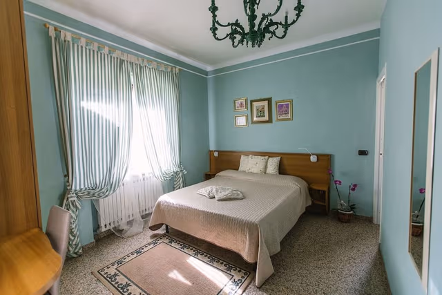 Classic Double Room