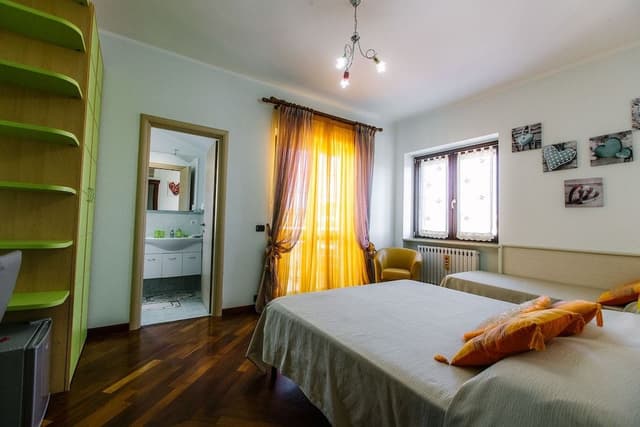 Classic Double Room