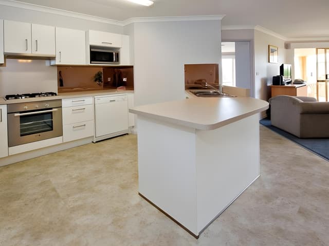 Beachfront 2nd Floor