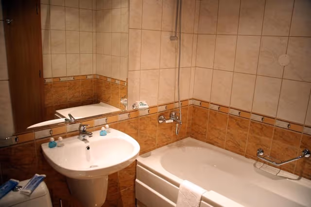 Suite with Balcony - Free Beach Package