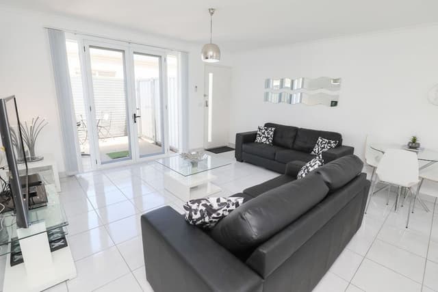 Nuvo - 2 Bedroom with Courtyards