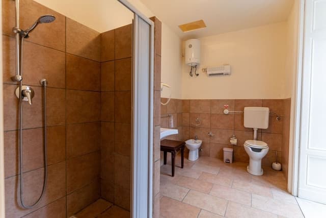 Executive Suite, City View