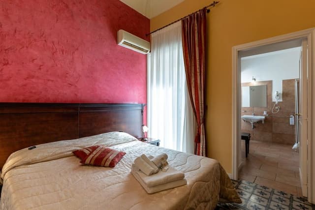 Deluxe Double or Twin Room, 1 Double Bed, Accessible