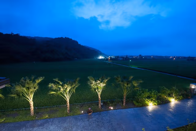Comfort House, 4 Bedrooms, Balcony, Mountain View