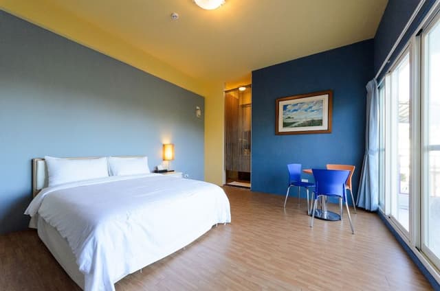 Comfort House, 4 Bedrooms, Balcony, Mountain View