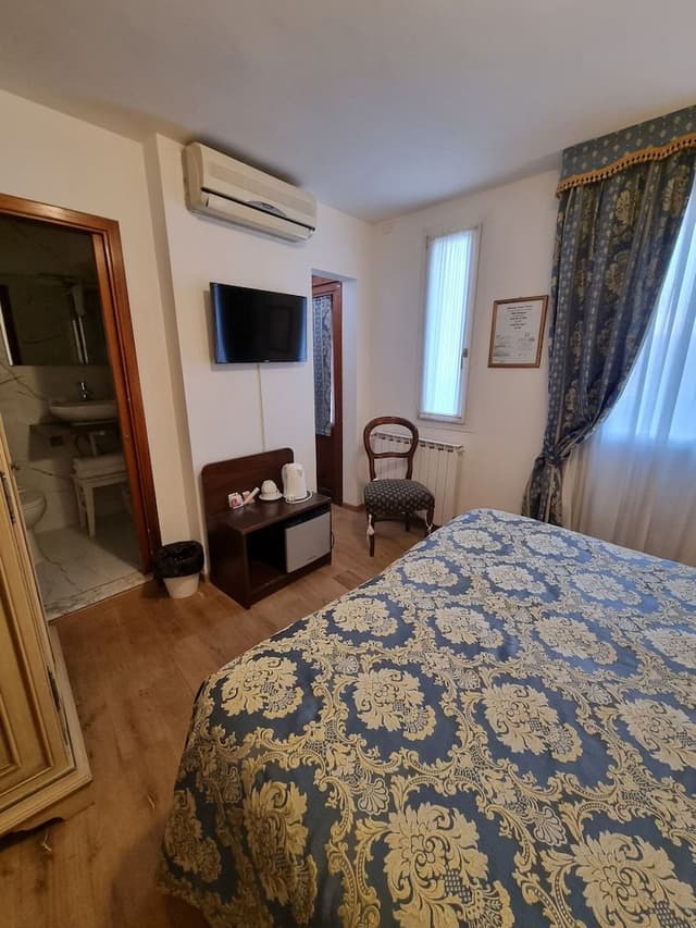 Deluxe Double Room, Terrace, City View
