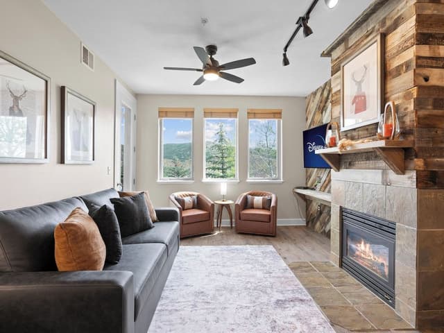 1-Bedroom Condominium 206E