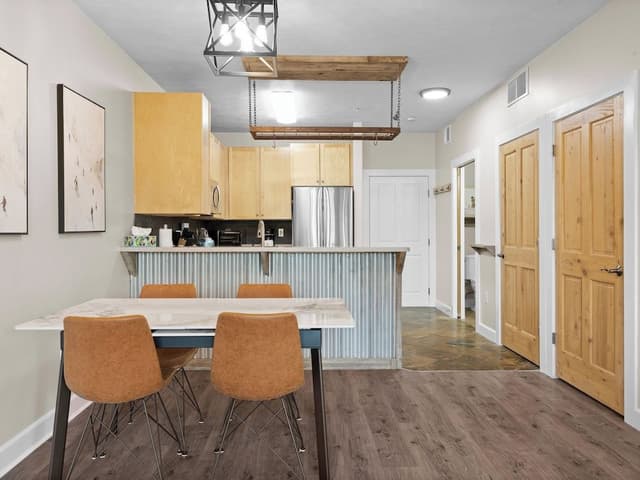 1-Bedroom Condominium 206E
