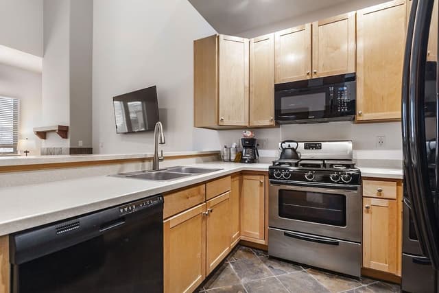 1-Bedroom Condominium #306E