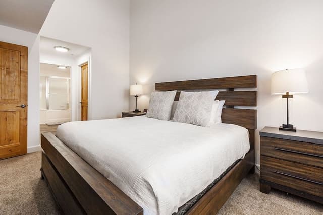 1-Bedroom Condominium #306E
