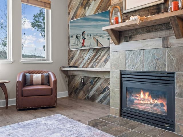 1-Bedroom Condominium 206E