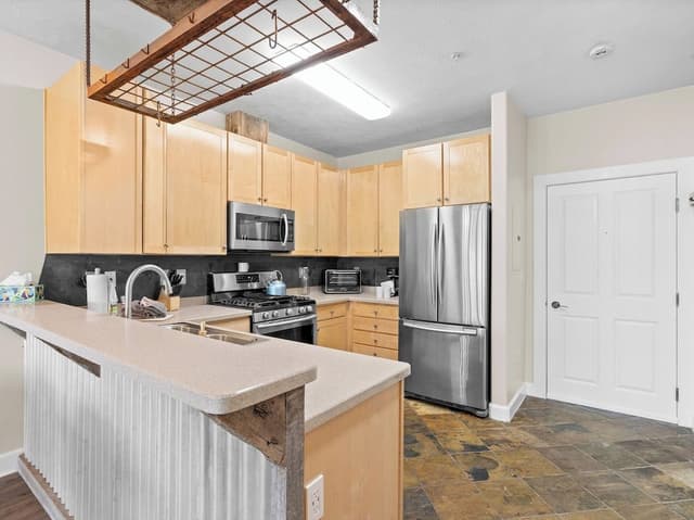 1-Bedroom Condominium 206E