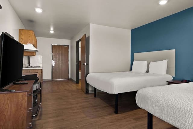 Suite, 2 Queen Beds, Accessible, Non Smoking (Efficiency)
