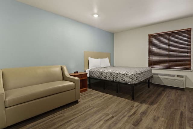 Standard Room, 1 Double Bed with Sofa bed, Non Smoking