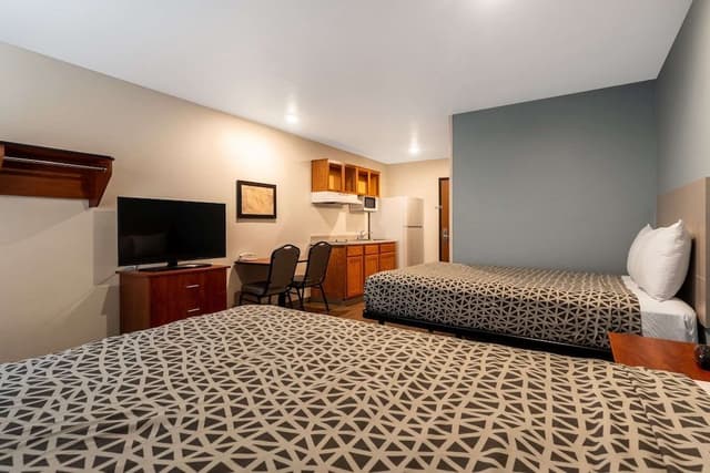 Standard Room, 2 Double Beds, Non Smoking