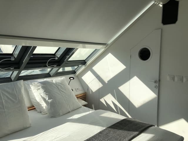 Apartment (Skyglass)