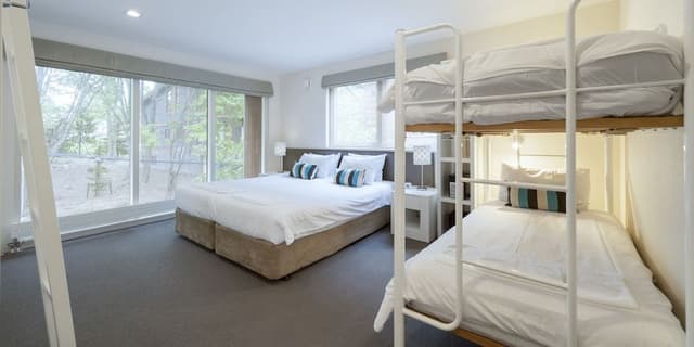 Villa (8 person)