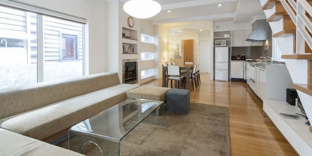 Villa (8 person)