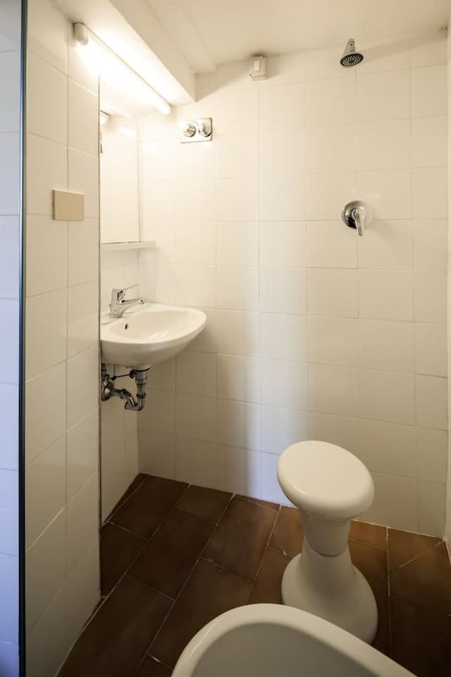 Economy Triple Room