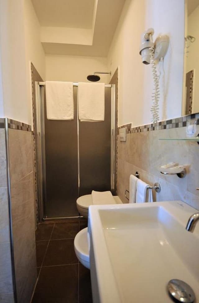 Economy Double or Twin Room (no window)