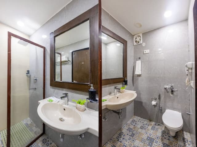 Superior Room, City View