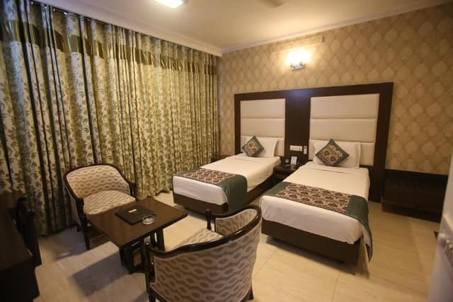 Superior King Room